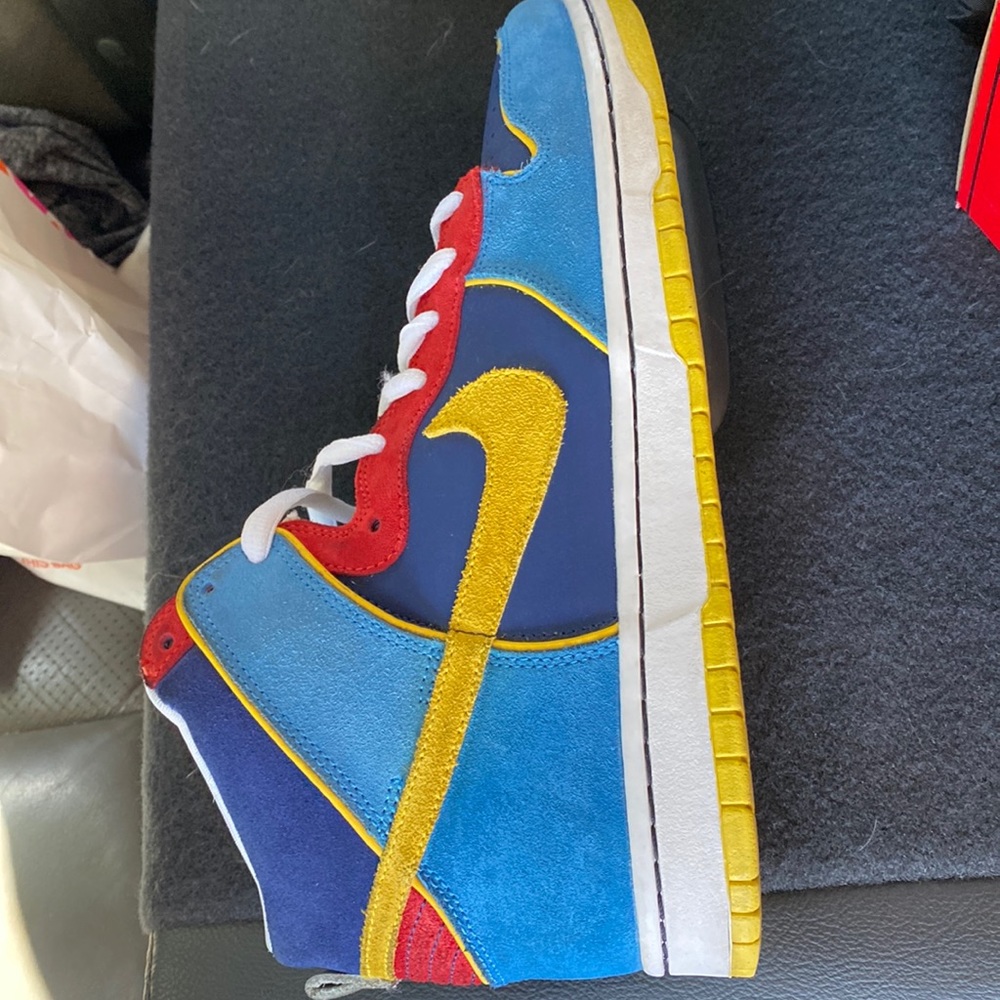 Nike SB Dunk High Pacman